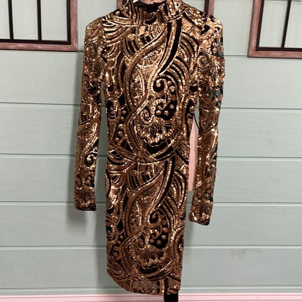 AKIRA Gold & Black Sequin Bodycon Dress – Long Sleeve – Size S